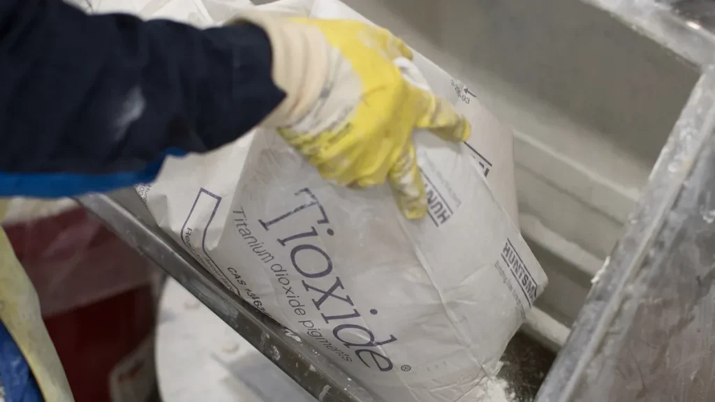 تحلیل جامع واردات تیتان از چین و اروپا؛ فرصت‌ها و ریسک‌ها