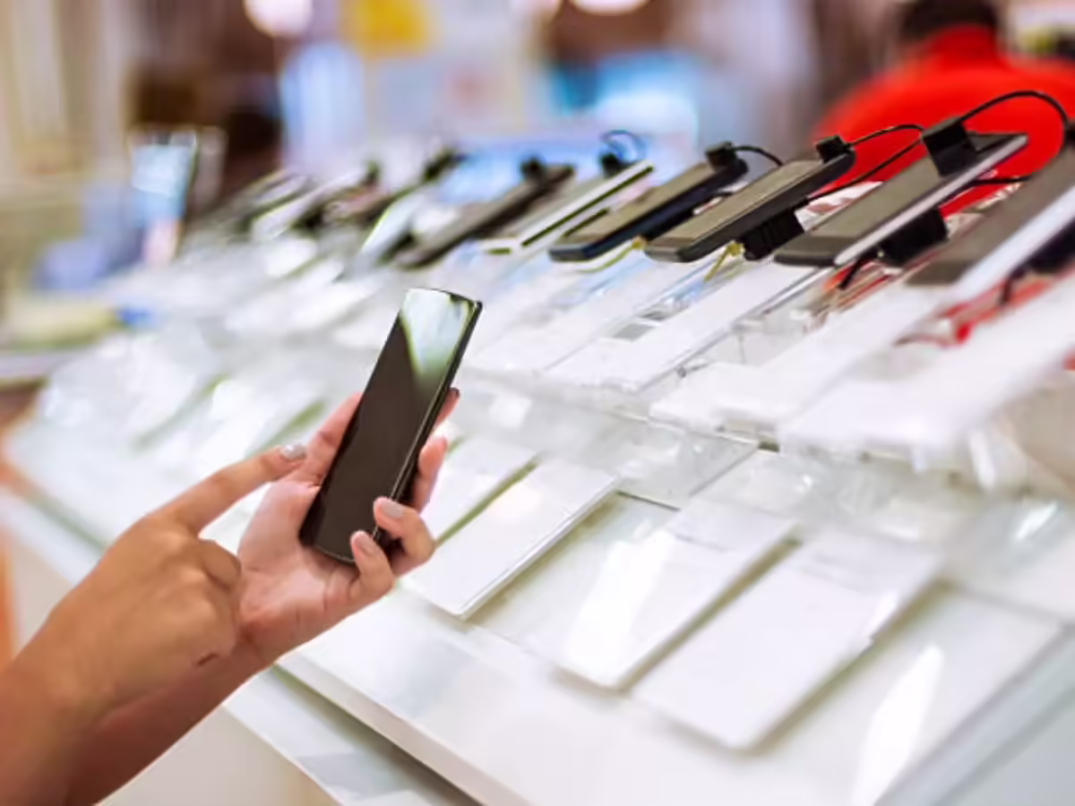 واردات موبایل بدون کارت بازرگانی سال ۱۴۰۴