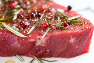 الزامات بهداشتی واردات گوشت قرمز و دام زنده