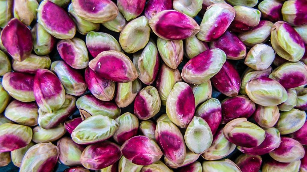 محاسبه قیمت صادراتی پسته ایران